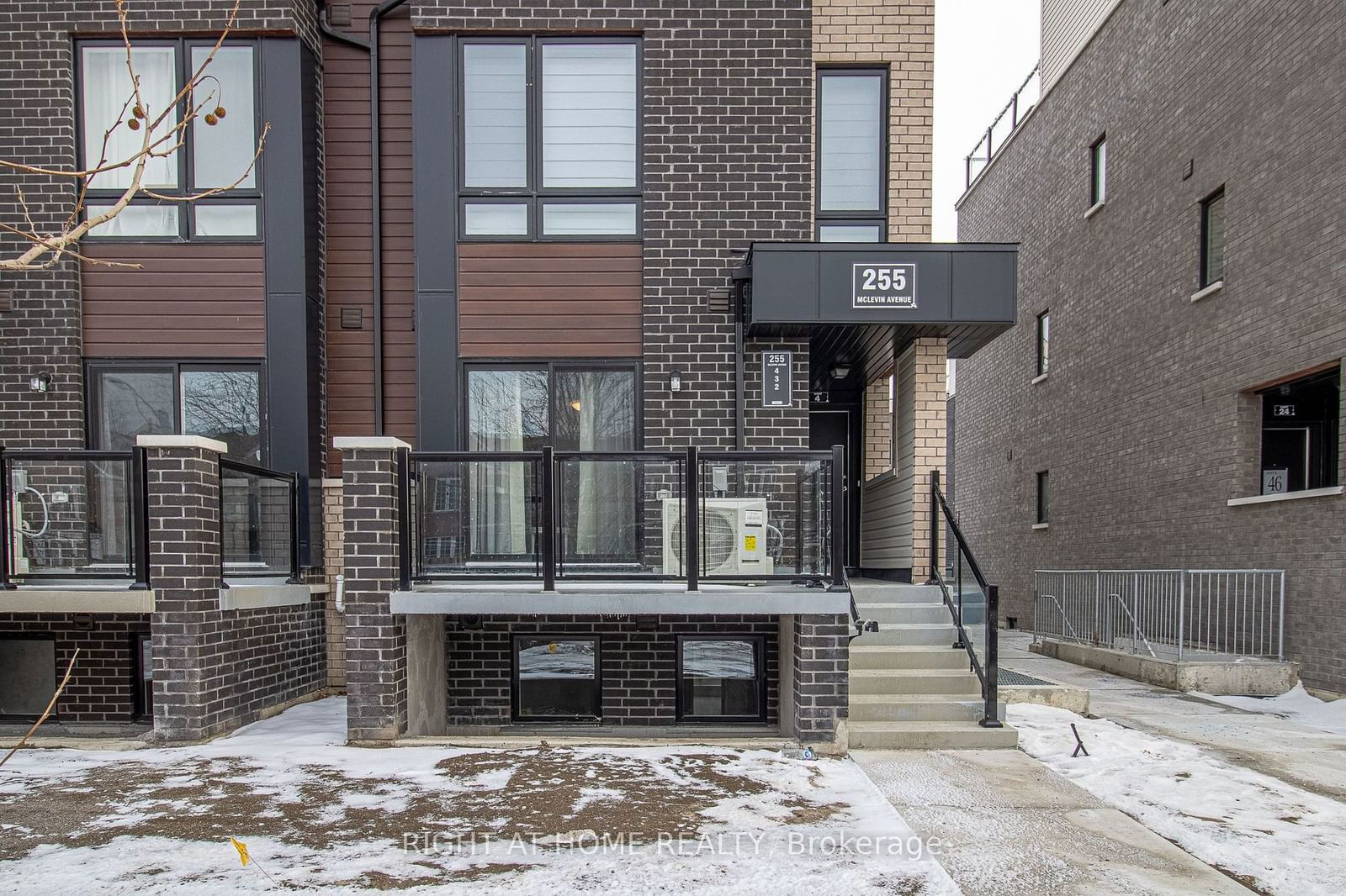 Townhouse leased at 2-255 McLevin Avenue, Toronto, Malvern, M1B 0E8 - MLS: E11932920