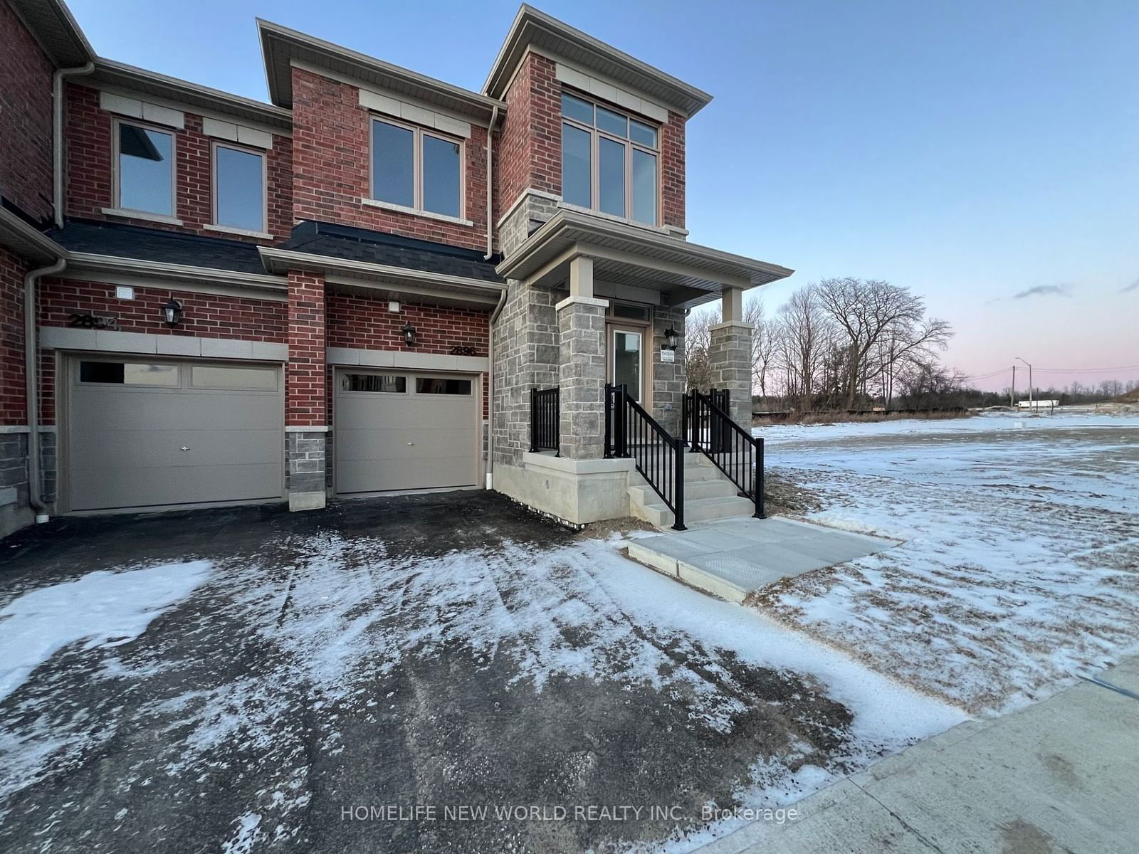 Townhouse for sale at 2896 SHORTREED Gdns, Pickering, Rural Pickering, L1X 0R6 - MLS: E11933164