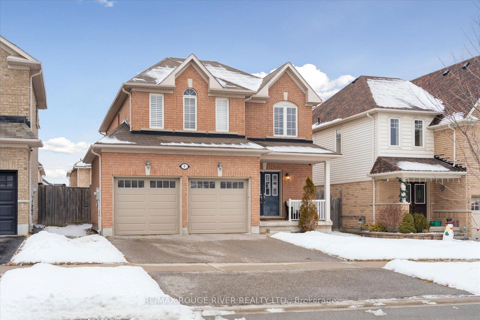 Detached House for sale at 8 Kimble Avenue, Clarington, Bowmanville, L1C 0J8 - MLS: E11933225