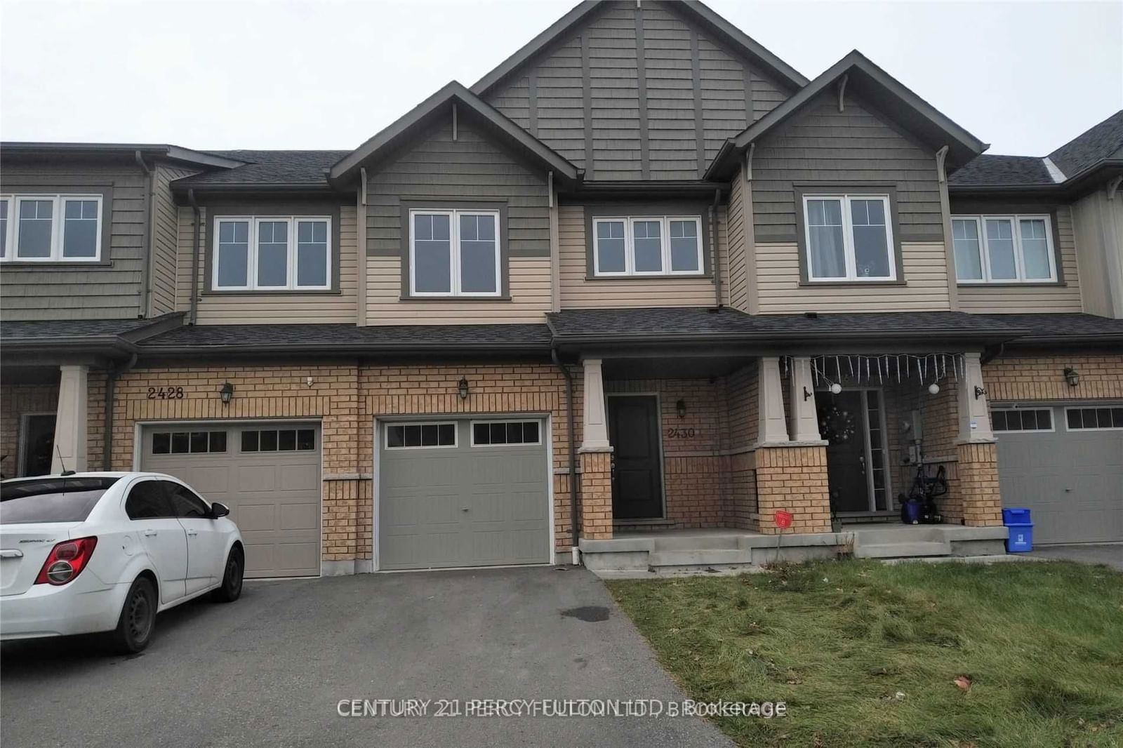 Townhouse for lease at 2430 Hill Rise Court, Oshawa, Windfields, L1L 0J2 - MLS: E11933509