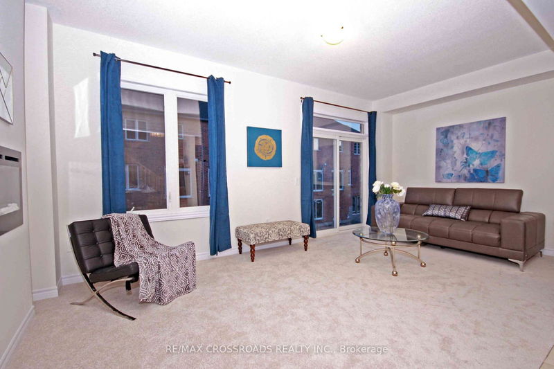 home for lease on 2370 Usman Road
