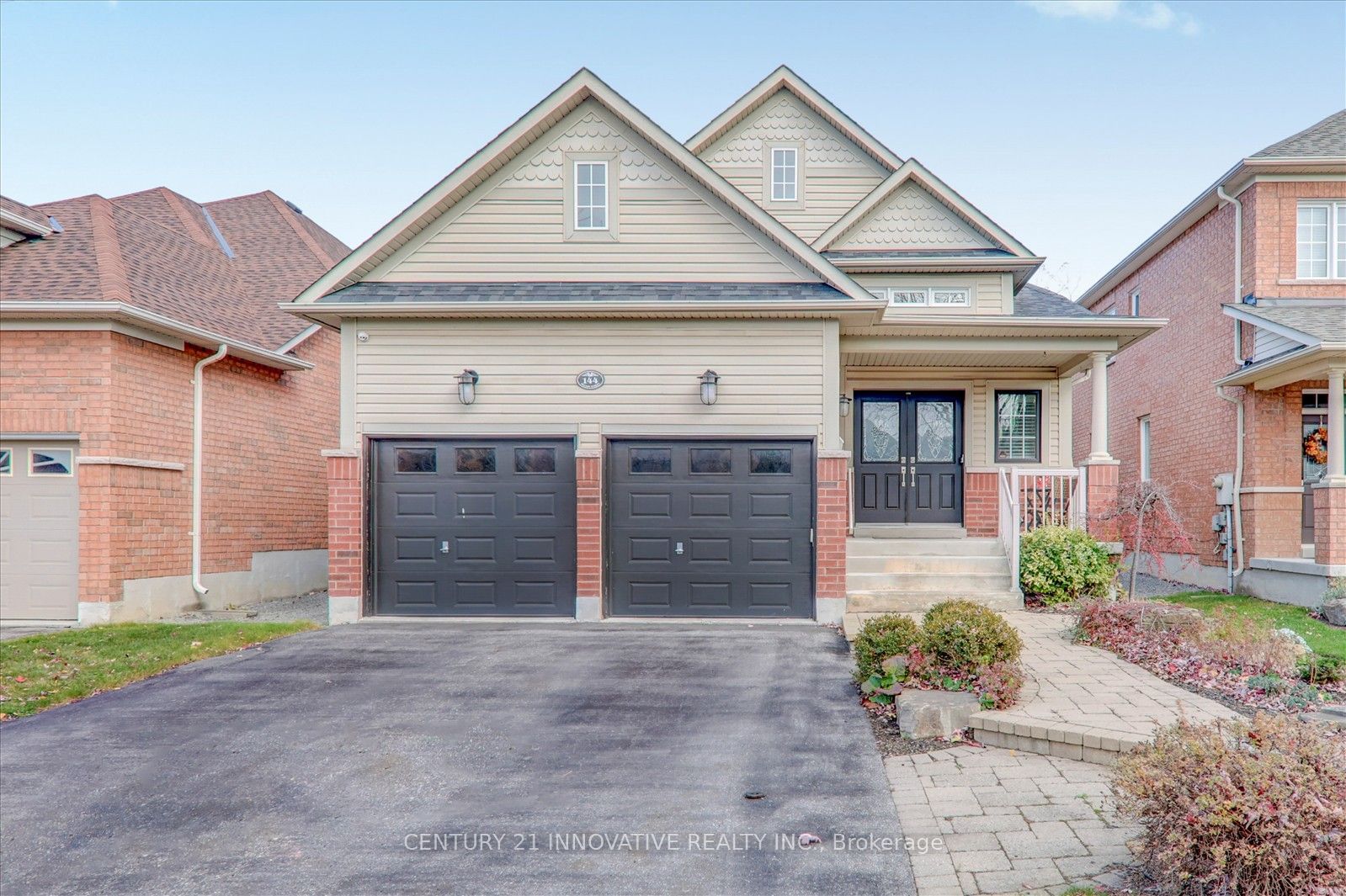 Detached House sold at 144 Nelson Street, Clarington, Bowmanville, L1C 0A6 - MLS: E11934875