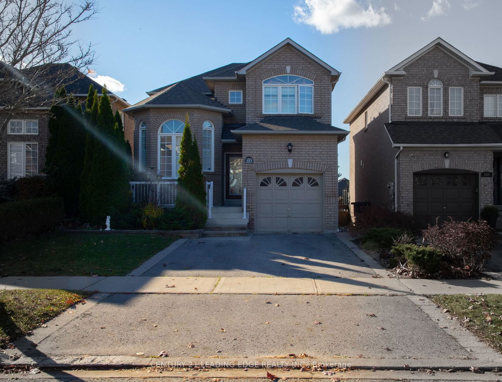 Detached House for sale at 157 Dooley Crescent, Ajax, Northwest Ajax, L1T 4J6 - MLS: E11935050