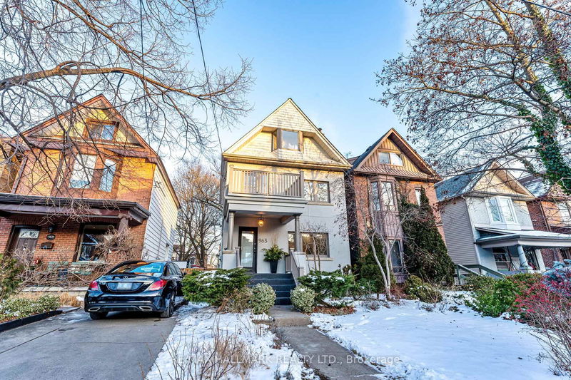 home for sale on 963 Logan Avenue