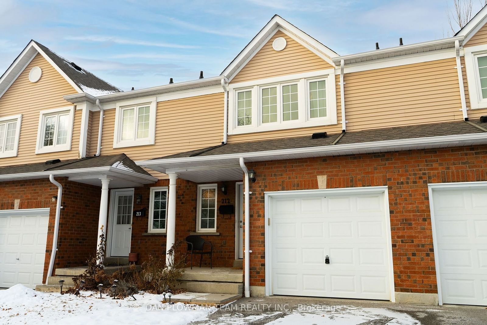 Townhouse for sale at 212-10 Bassett Boulevard, Whitby, Pringle Creek, L1N 9C8 - MLS: E11935477