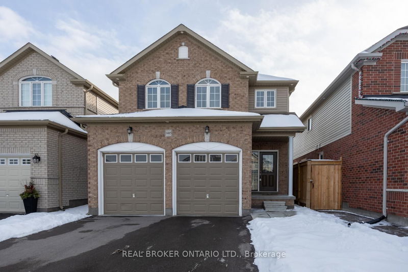 home for sale on 1485 Dunedin Crescent