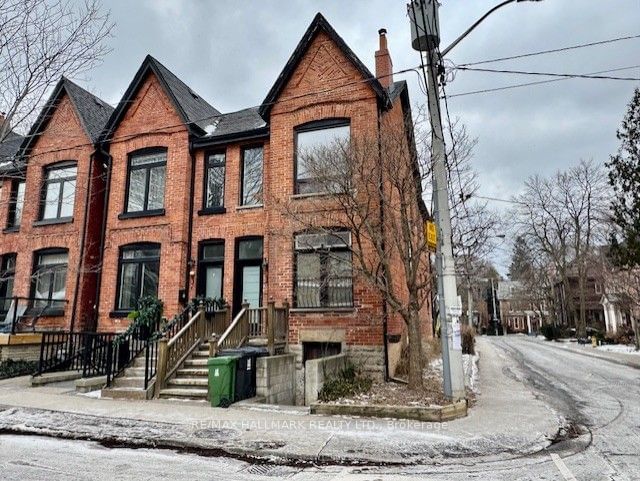 Semi-Detached House leased at Upper-1 Howie Avenue, Toronto, South Riverdale, M4M 2H9 - MLS: E11936298