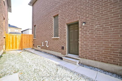 22 Ogston Cres, Whitby - Rural Whitby image-0-2