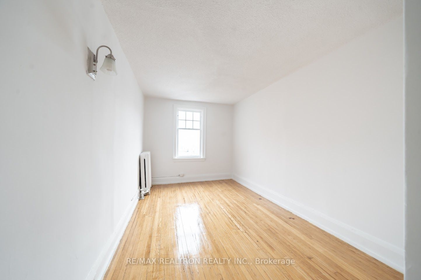 Condo leased at 93-10 Kingston Road, Toronto, Woodbine Corridor, M4L 2S4 - MLS: E11936562