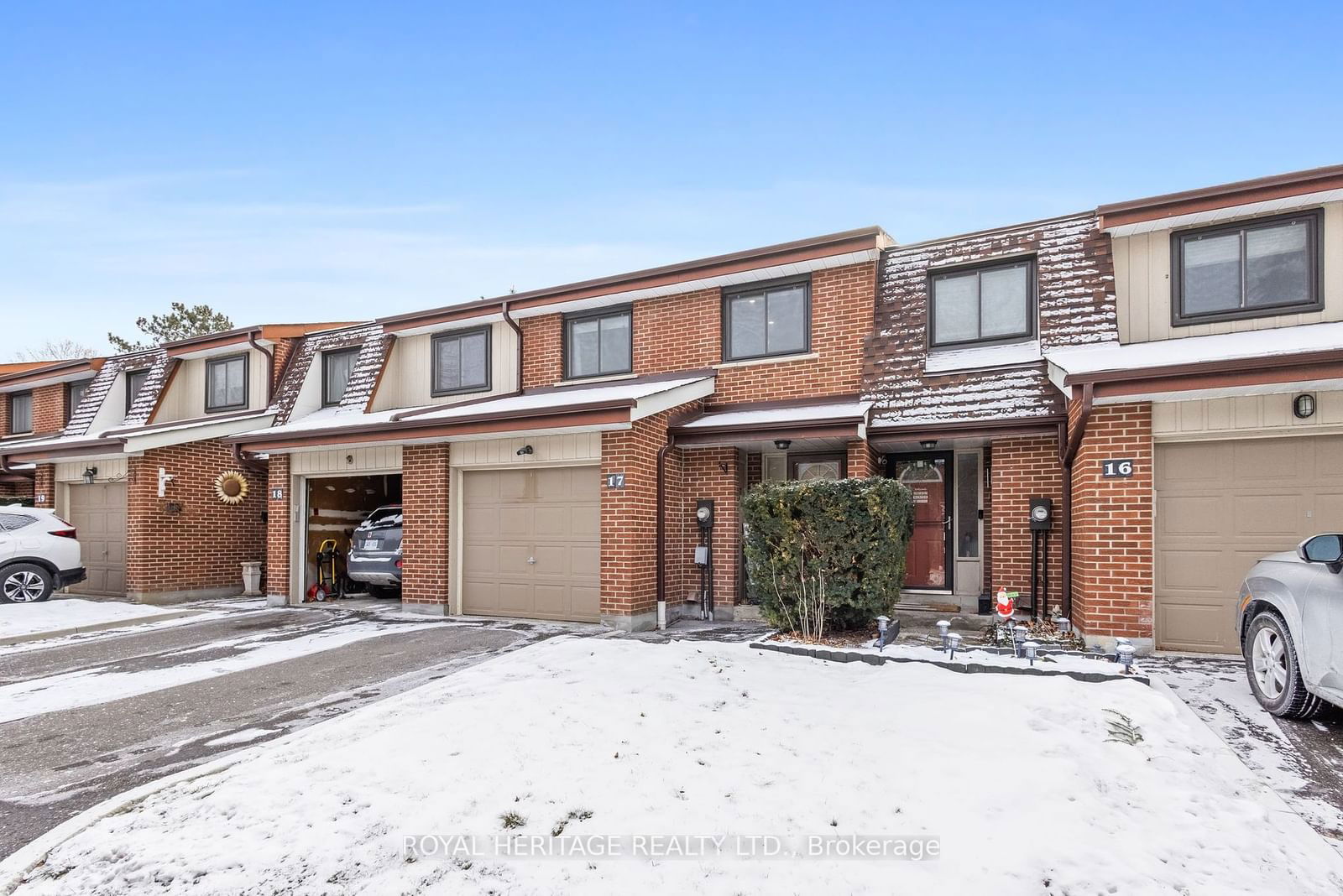 Townhouse for sale at 17-227 Jeffery Street, Whitby, Lynde Creek, L1N 6E4 - MLS: E11936864