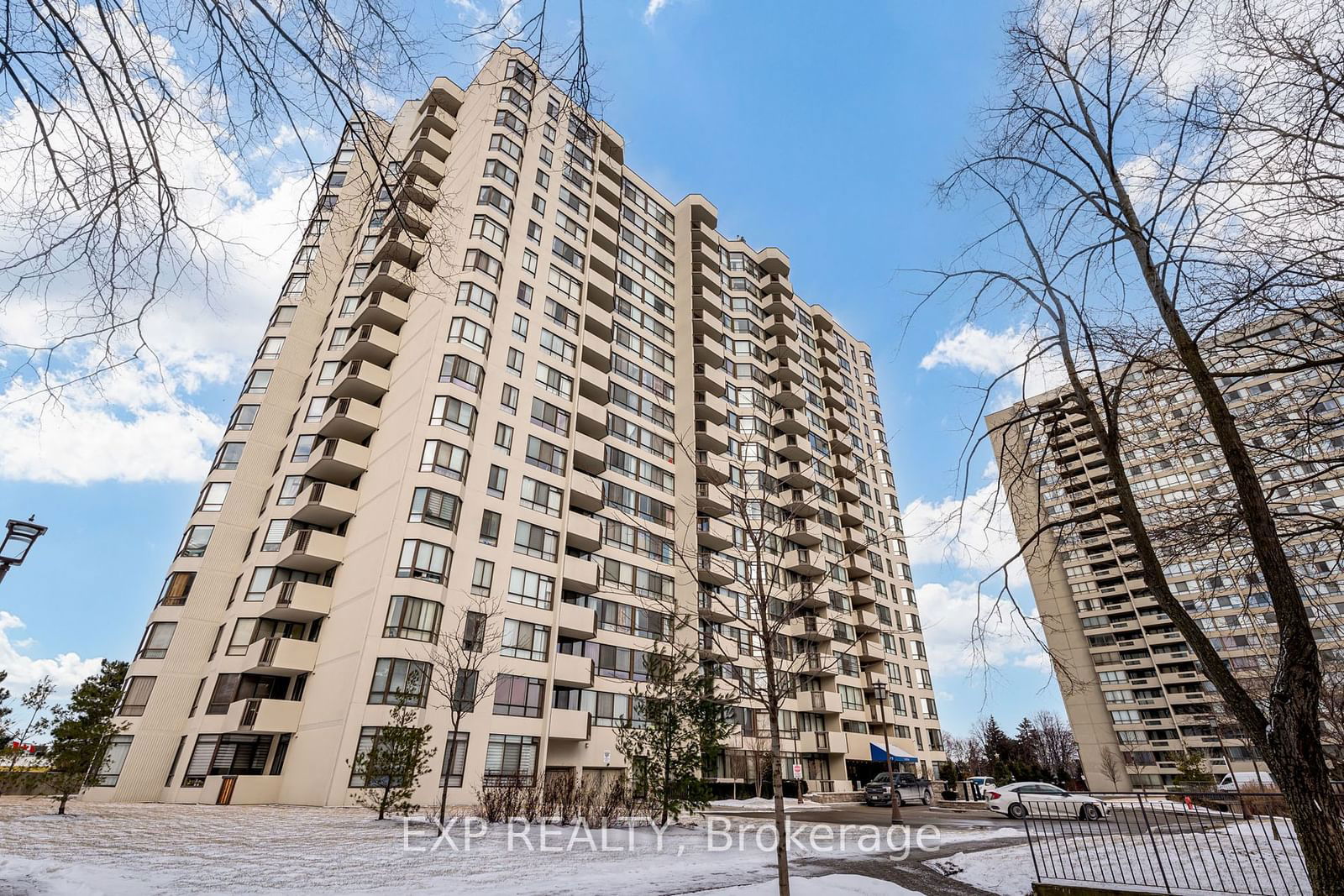 Condo for sale at 604-275 Bamburgh Circle, Toronto, Steeles, M1W 3X4 - MLS: E11936869