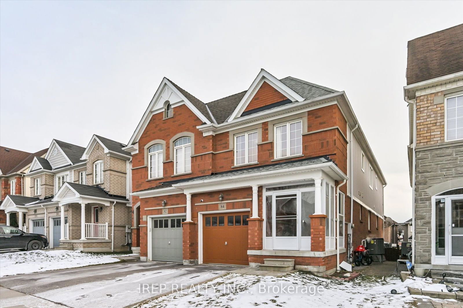 Semi-Detached House for sale at 84 Tozer Crescent, Ajax, Northwest Ajax, L1T 5A2 - MLS: E11937380