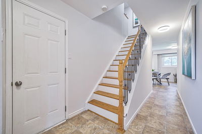 8 Deerfield Crt, Whitby - Lynde Creek image-0-2