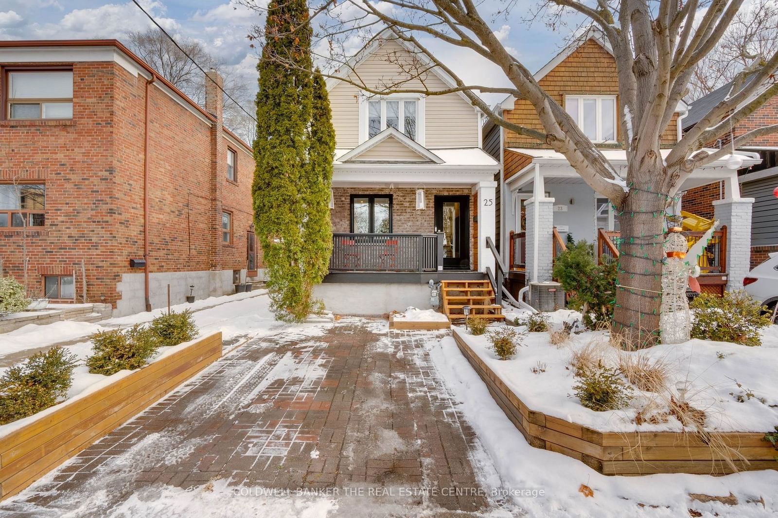 Detached House sold at 25 Wiley Avenue, Toronto, Danforth Village-East York, M4J 3W3 - MLS: E11937522