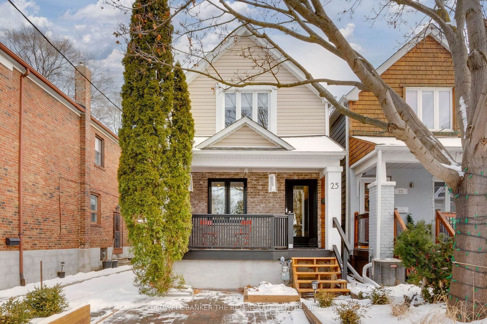 Detached House sold at 25 Wiley Avenue, Toronto, Danforth Village-East York, M4J 3W3 - MLS: E11937522