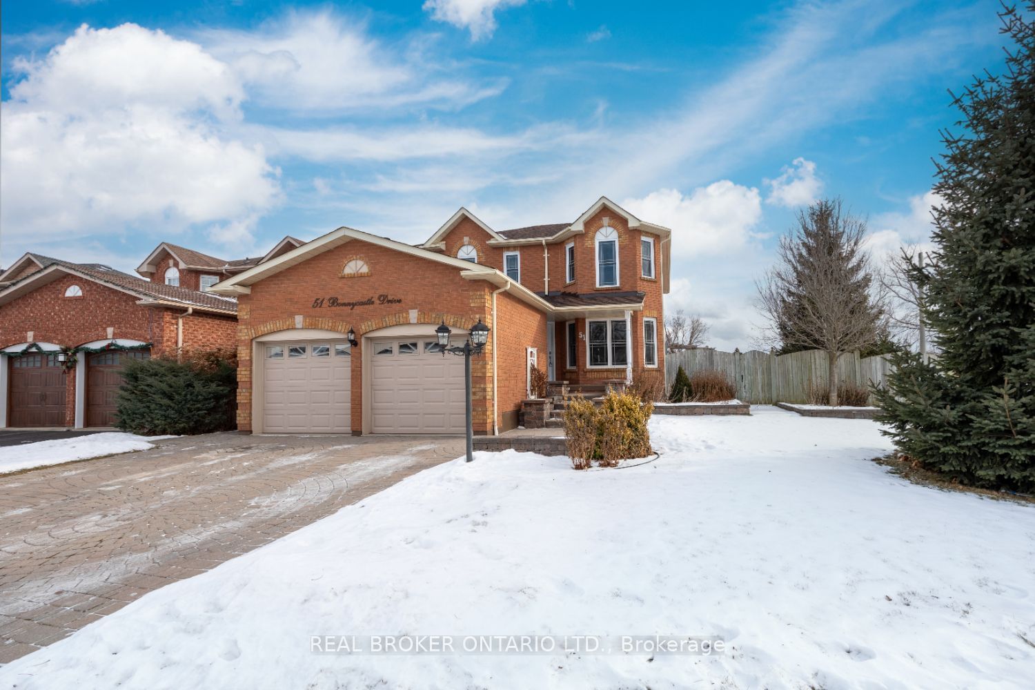 Detached House sold at 51 Bonnycastle Drive, Clarington, Bowmanville, L1C 4S8 - MLS: E11937554