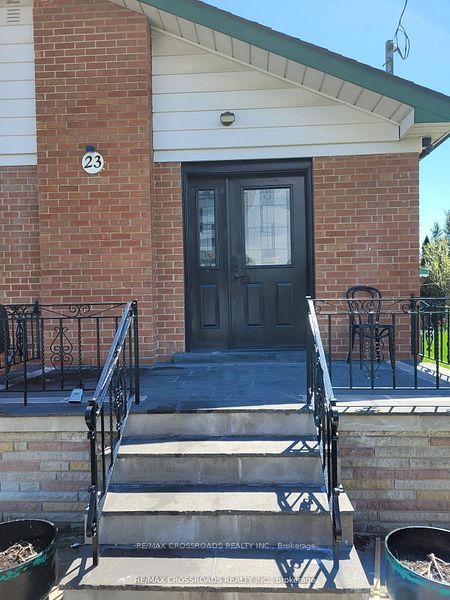 Detached House for lease at Upper-23 Hancock Crescent, Toronto, Wexford-Maryvale, M1R 2A2 - MLS: E11937692