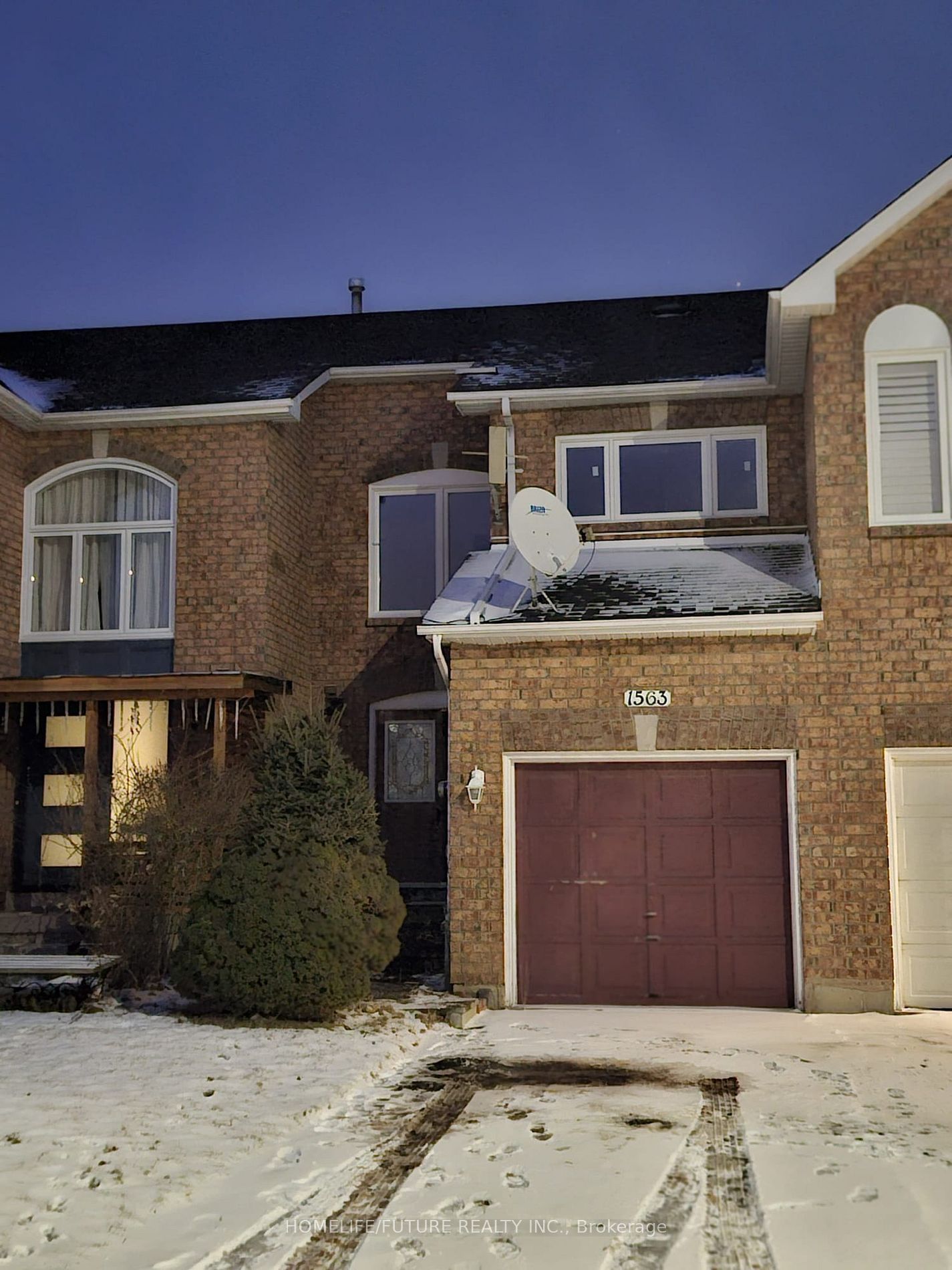 Townhouse for sale at 1563 Nipissing Court, Pickering, Amberlea, L1V 6T9 - MLS: E11938496