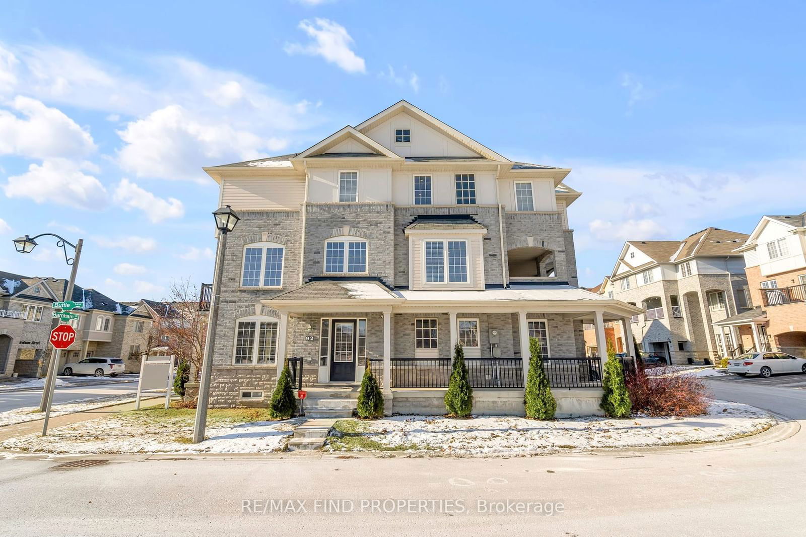 Semi-Detached House sold at 92 Barnham Street, Ajax, Central East, L1Z 0K8 - MLS: E11939055