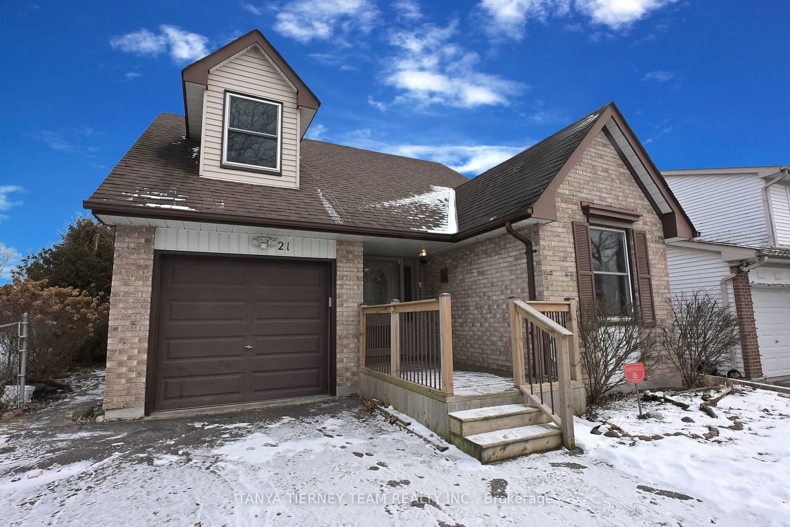 Detached House sold at 21 Banner Crescent, Ajax, South West, L1S 3S8 - MLS: E11939669