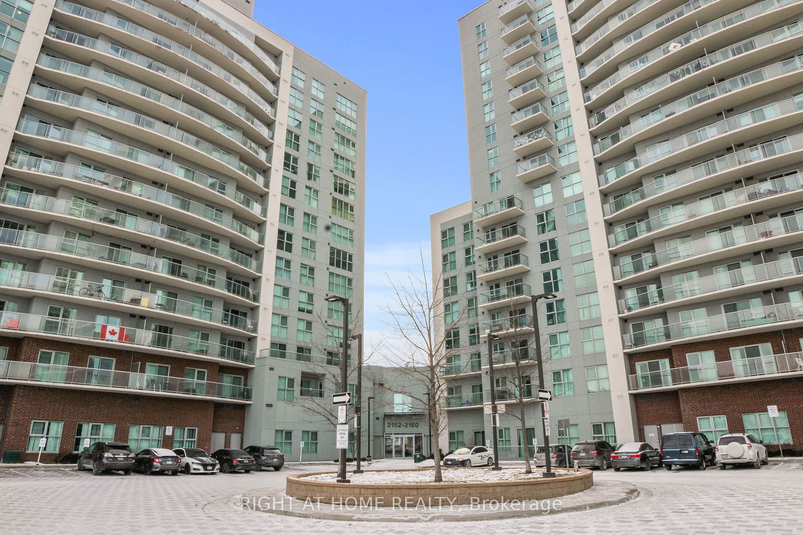 Condo leased at 812-2150 Lawrence Avenue, Toronto, Wexford-Maryvale, M1R 3A7 - MLS: E11939960