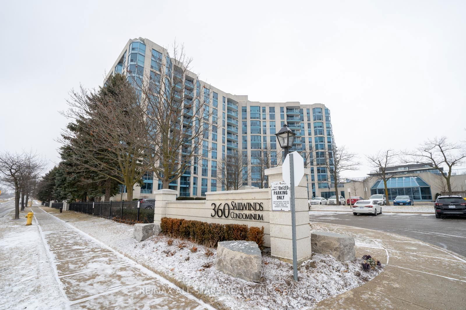 Condo for sale at 708-360 Watson Street, Whitby, Port Whitby, L1N 9G2 - MLS: E11940055