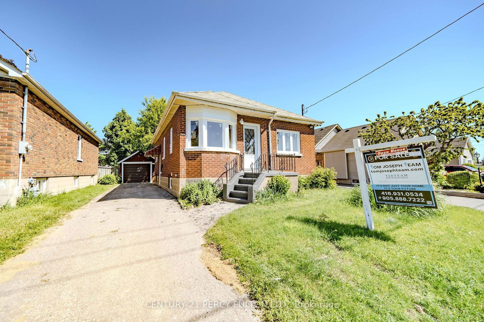 Detached House for sale at 250 Mcnaughton Avenue, Oshawa, Central, L1H 3B6 - MLS: E11940133