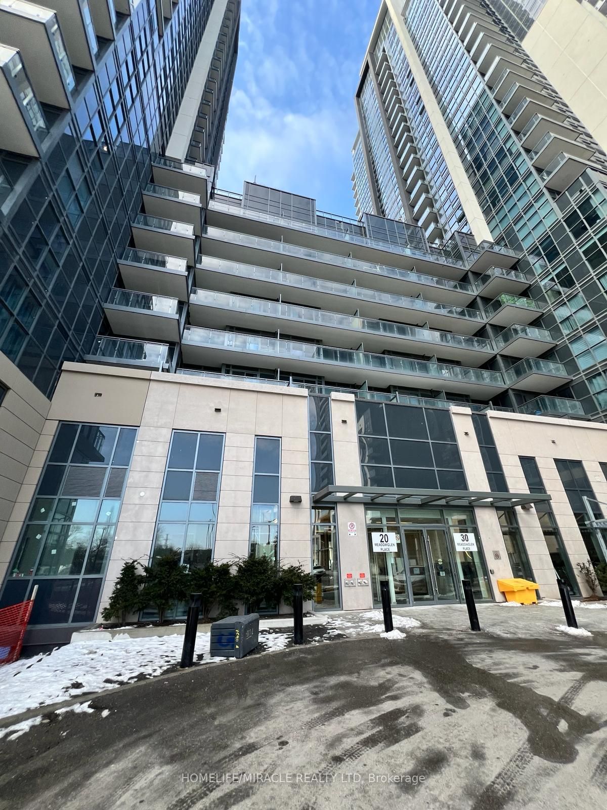 Condo for lease at 20 Meadowglen Place, Toronto, Woburn, M1G 0A9 - MLS: E11940216