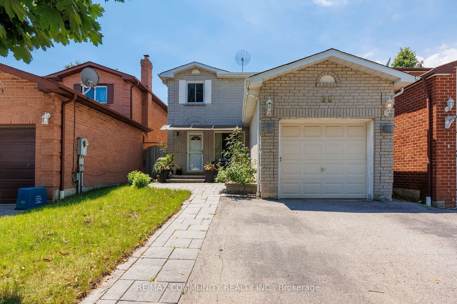 Detached House for sale at 28 Trawley Crescent, Ajax, Central East, L1S 5Y6 - MLS: E11940551