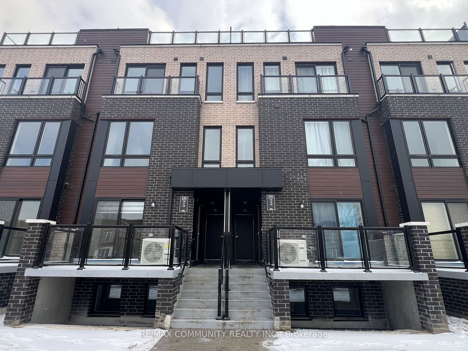 Townhouse for lease at 14-235 McLevin Avenue, Toronto, Malvern, M1B 0E8 - MLS: E11940706