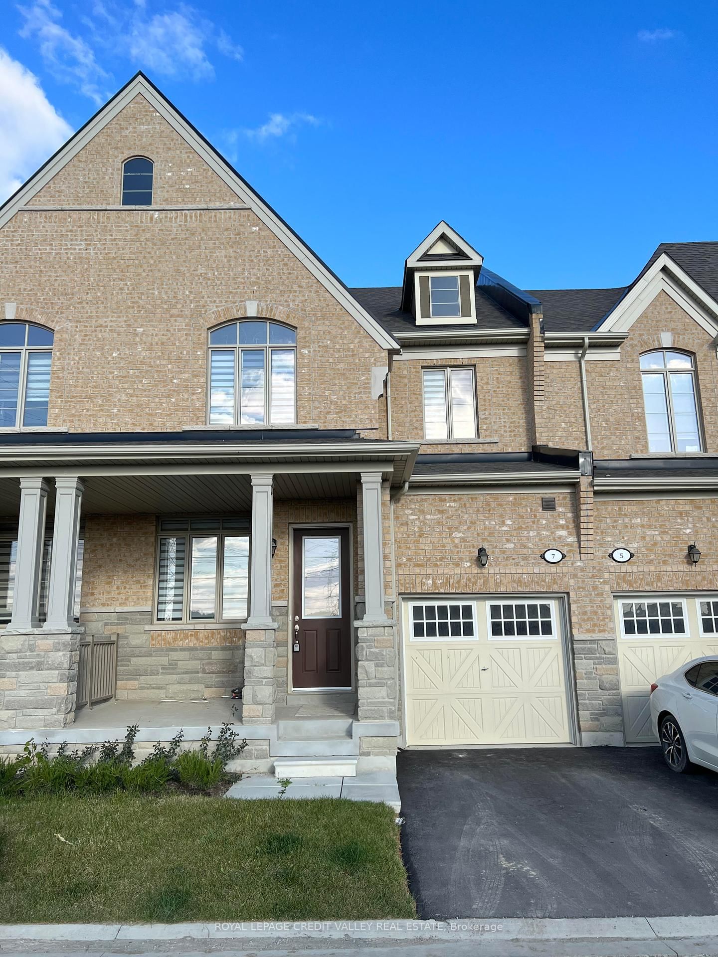 Townhouse leased at 7 Cachia Lane, Ajax, Northwest Ajax, L1T 0P8 - MLS: E11940934