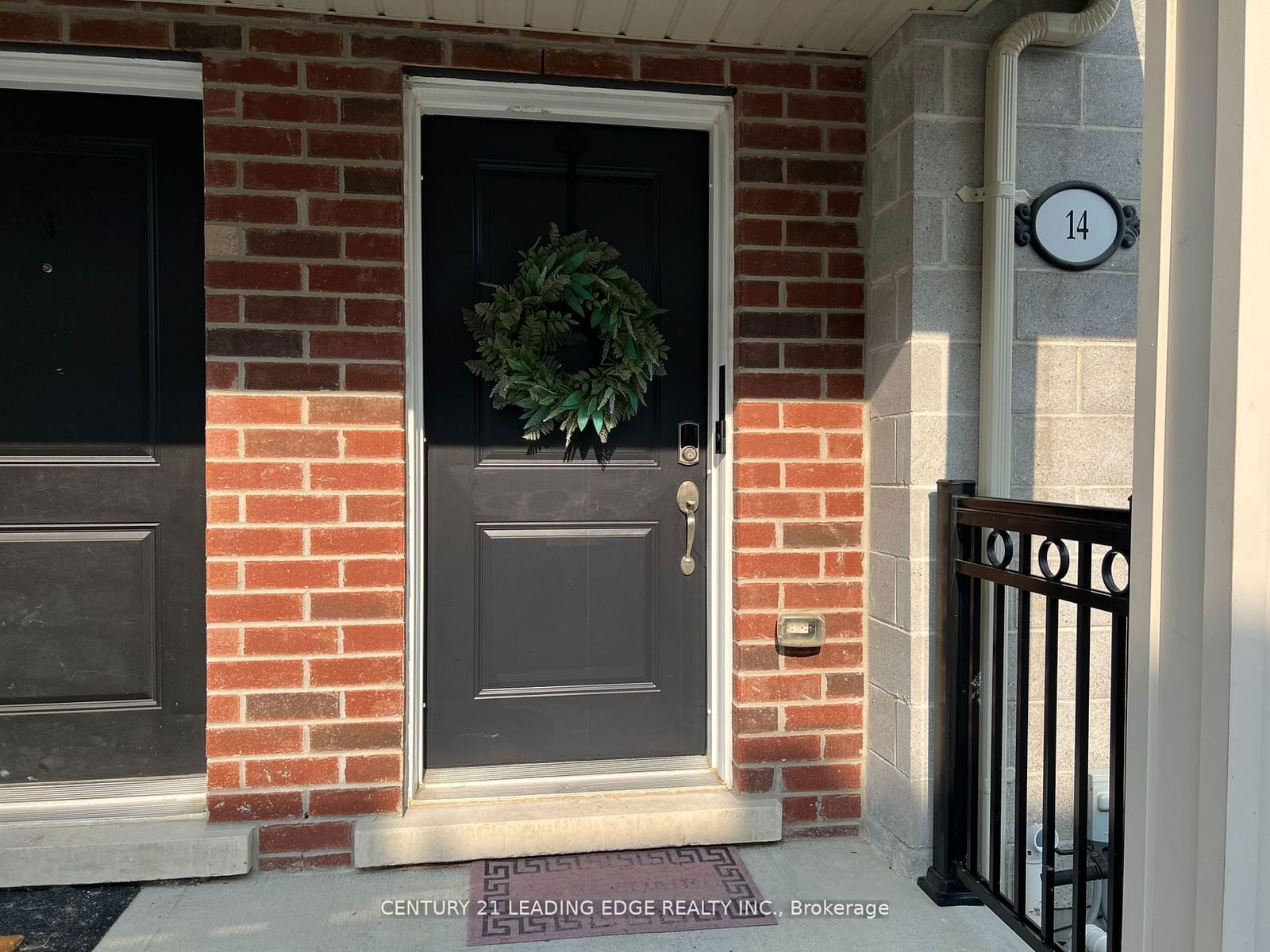 Townhouse for lease at 14-1050 Elton Way, Whitby, Pringle Creek, L1N 2K2 - MLS: E11941204