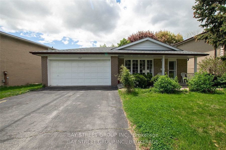 Detached House for lease at 12 Mollard Road, Toronto, Agincourt North, M1S 2L4 - MLS: E11941321