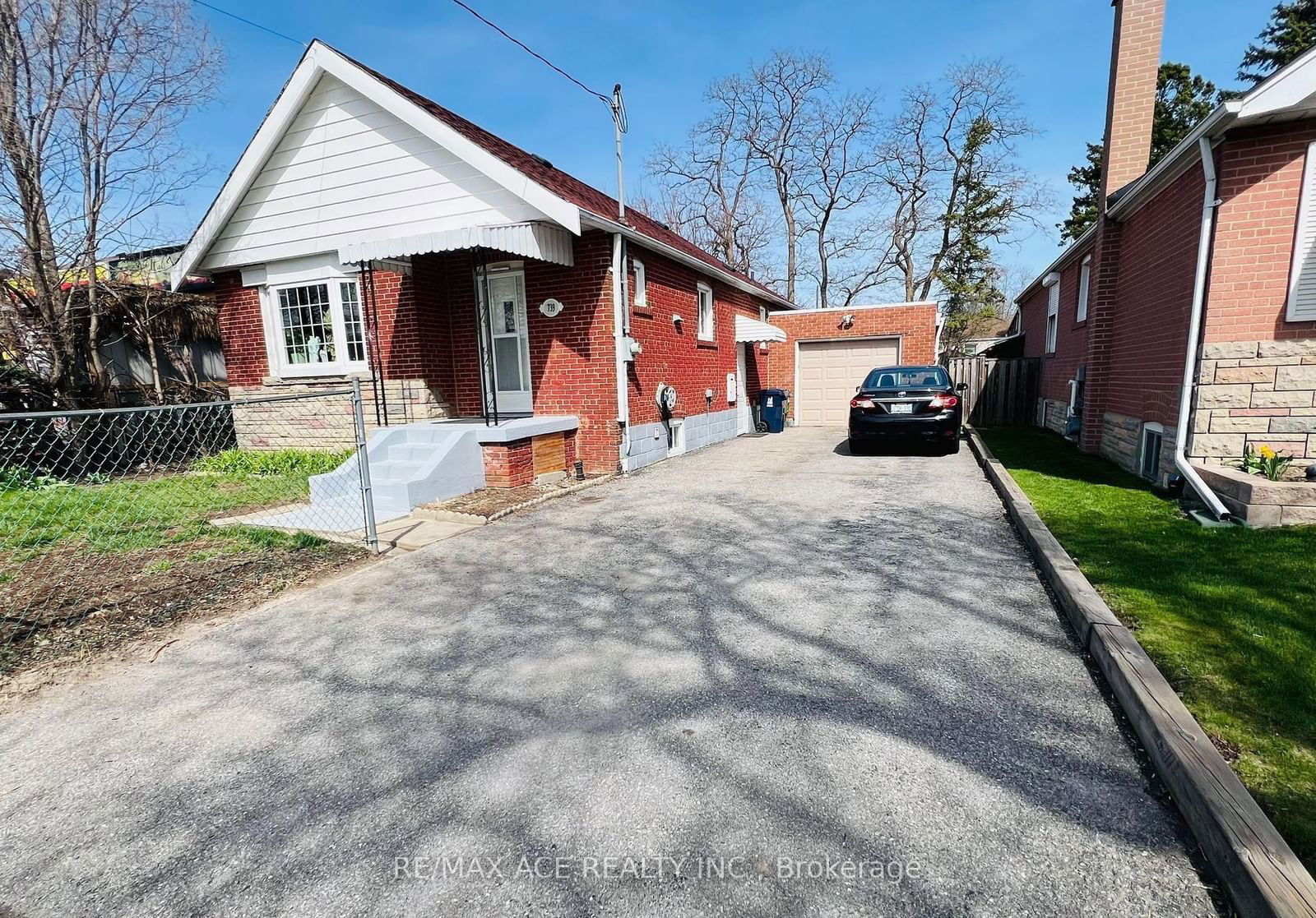 Detached House for lease at BSMT-739 Pharmacy Avenue, Toronto, Clairlea-Birchmount, M1L 3J4 - MLS: E11941991