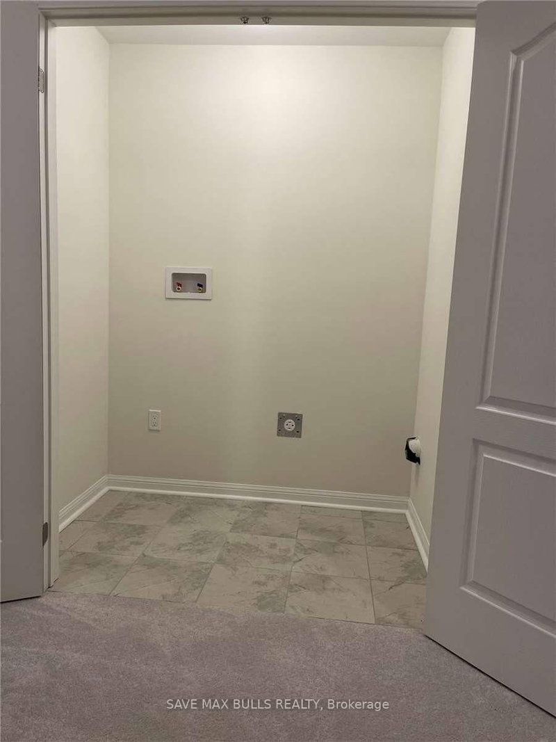 2590 Winter Words Dr S, Oshawa, L1L 0S9 | Image 3