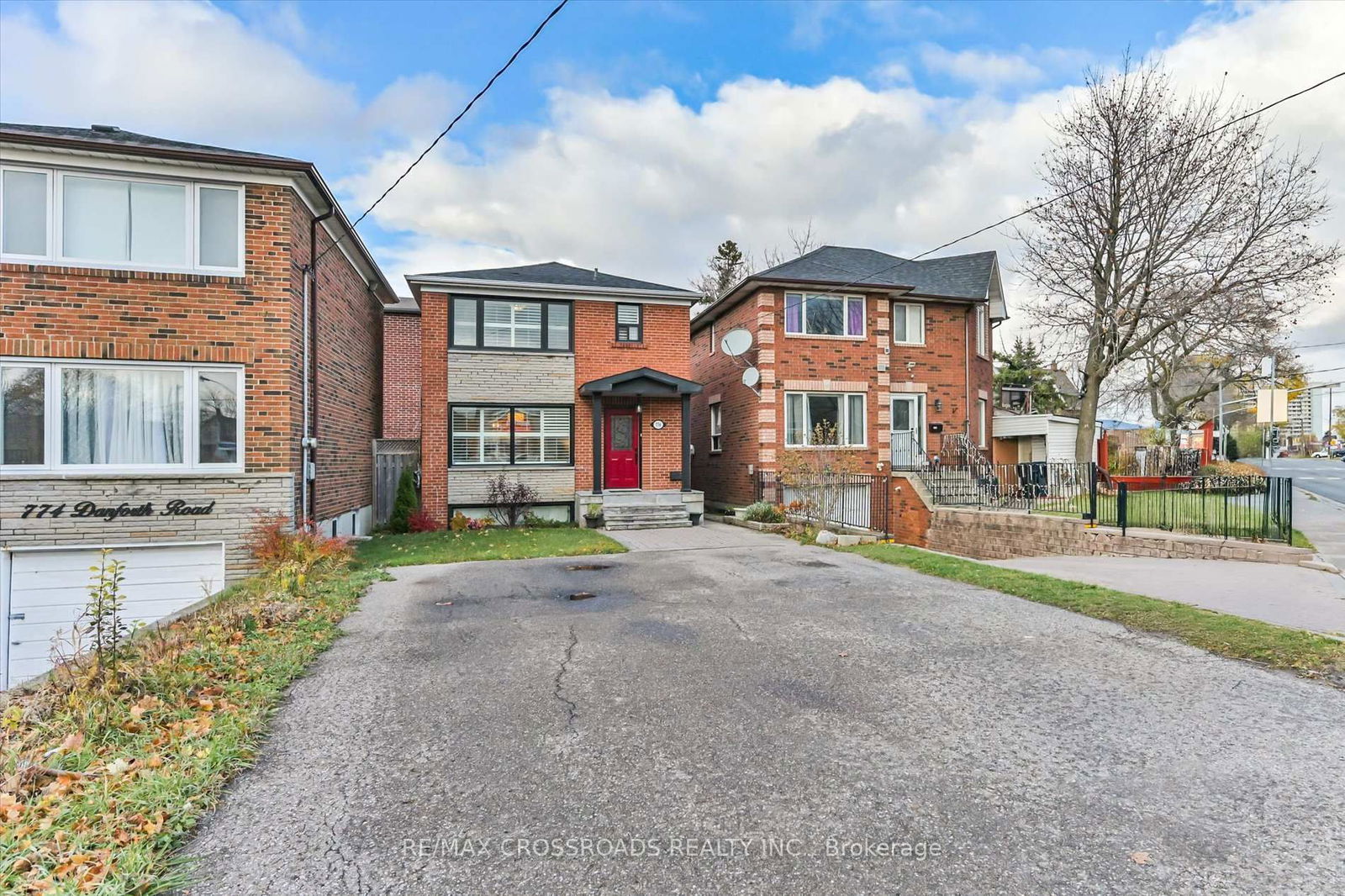 Building at 776 Danforth Road, Toronto, Kennedy Park