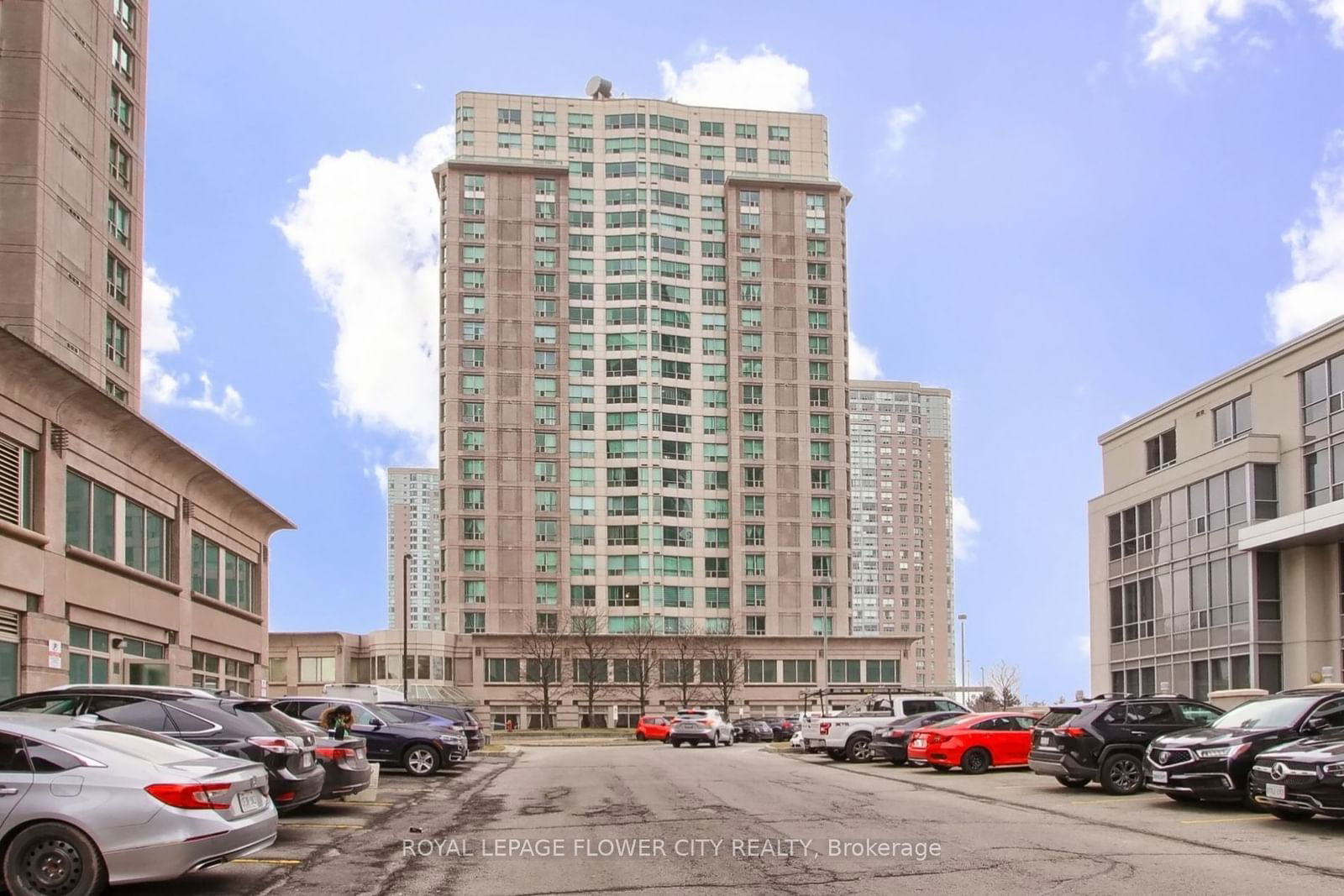 Condo for lease at 2206-18 Lee Centre Drive, Toronto, Woburn, M1H 3H5 - MLS: E11942944