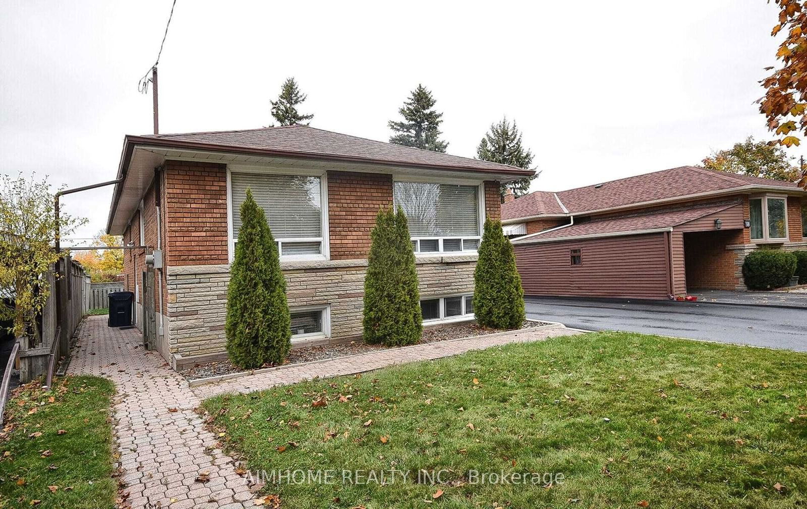 Detached House for lease at Main-56 Shawford Crescent, Toronto, Woburn, M1G 1V8 - MLS: E11943058