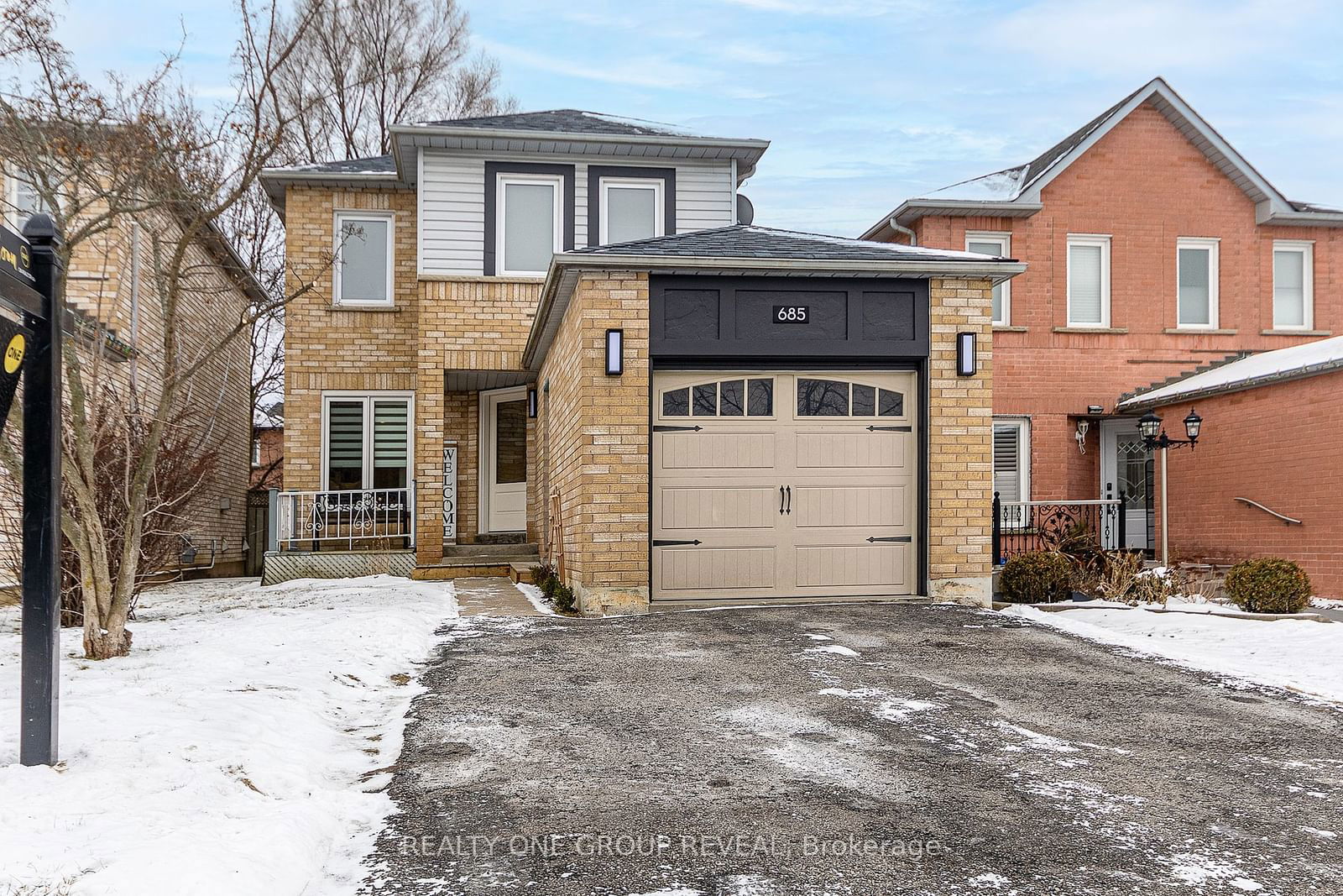 Detached House sold at 685 Layton Court, Pickering, West Shore, L1W 3W5 - MLS: E11943187