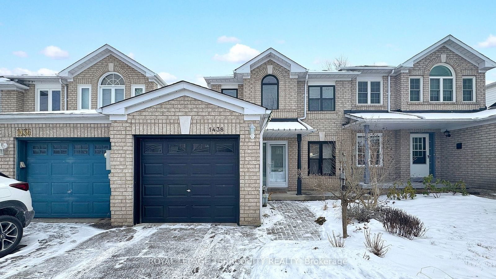 Townhouse sold at 1438 Major Oaks Road, Pickering, Brock Ridge, L1X 2N4 - MLS: E11943339