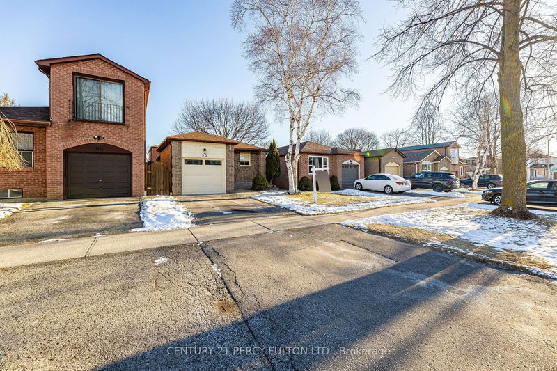 93 Delaney Dr, Ajax - Central West image-0-0