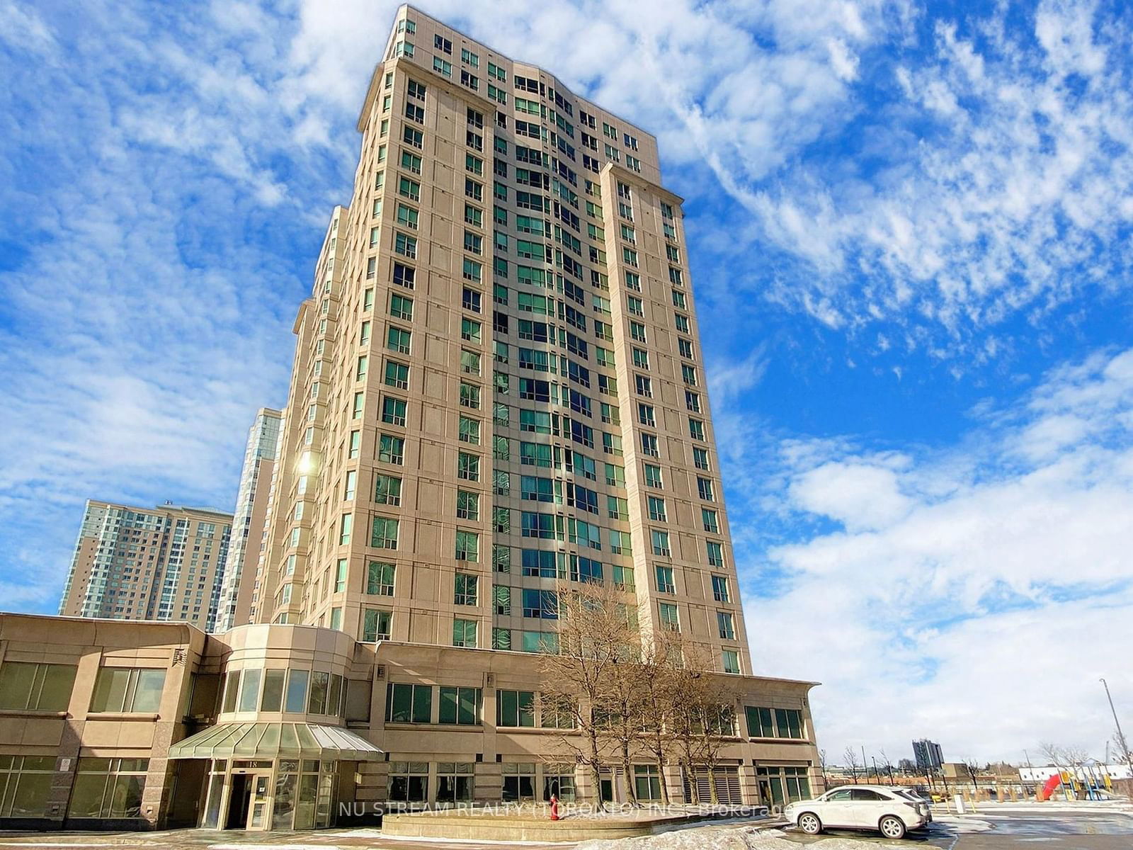 Condo for sale at 2007-18 Lee Centre Drive, Toronto, Woburn, M1H 3H5 - MLS: E11943646