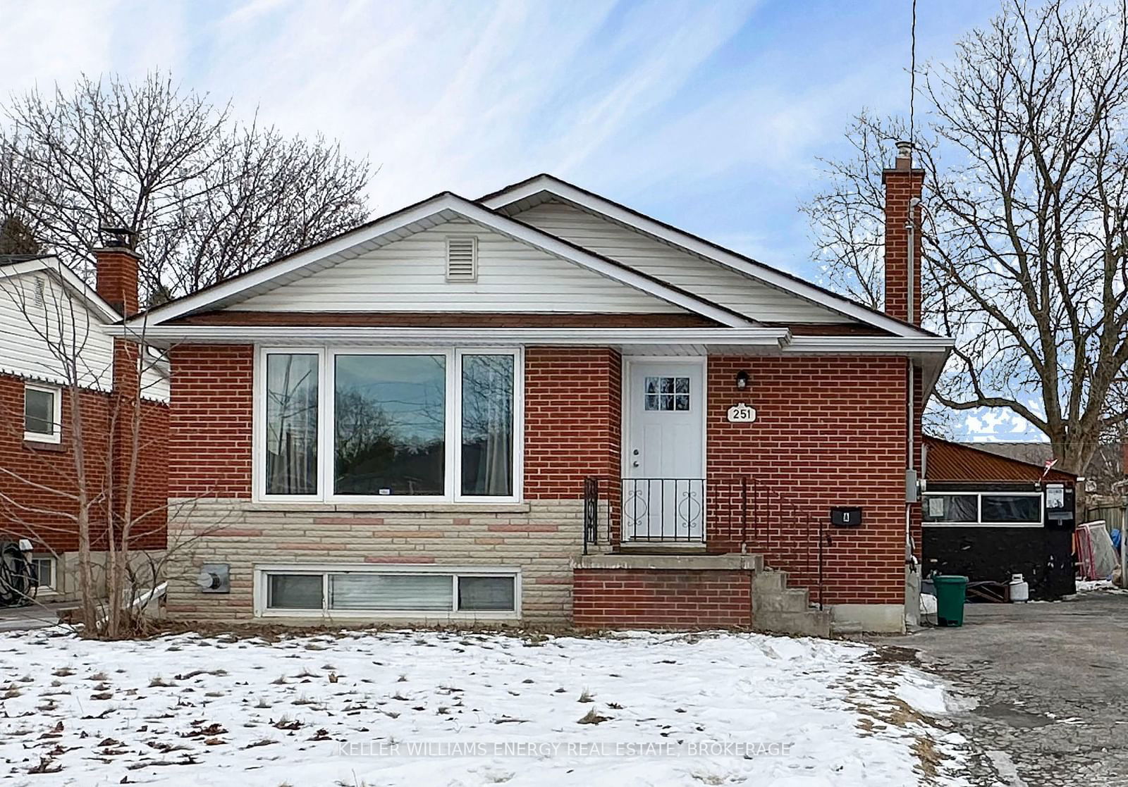 Detached House for lease at Main-251 Poplar Street, Oshawa, Donevan, L1H 6P6 - MLS: E11943738