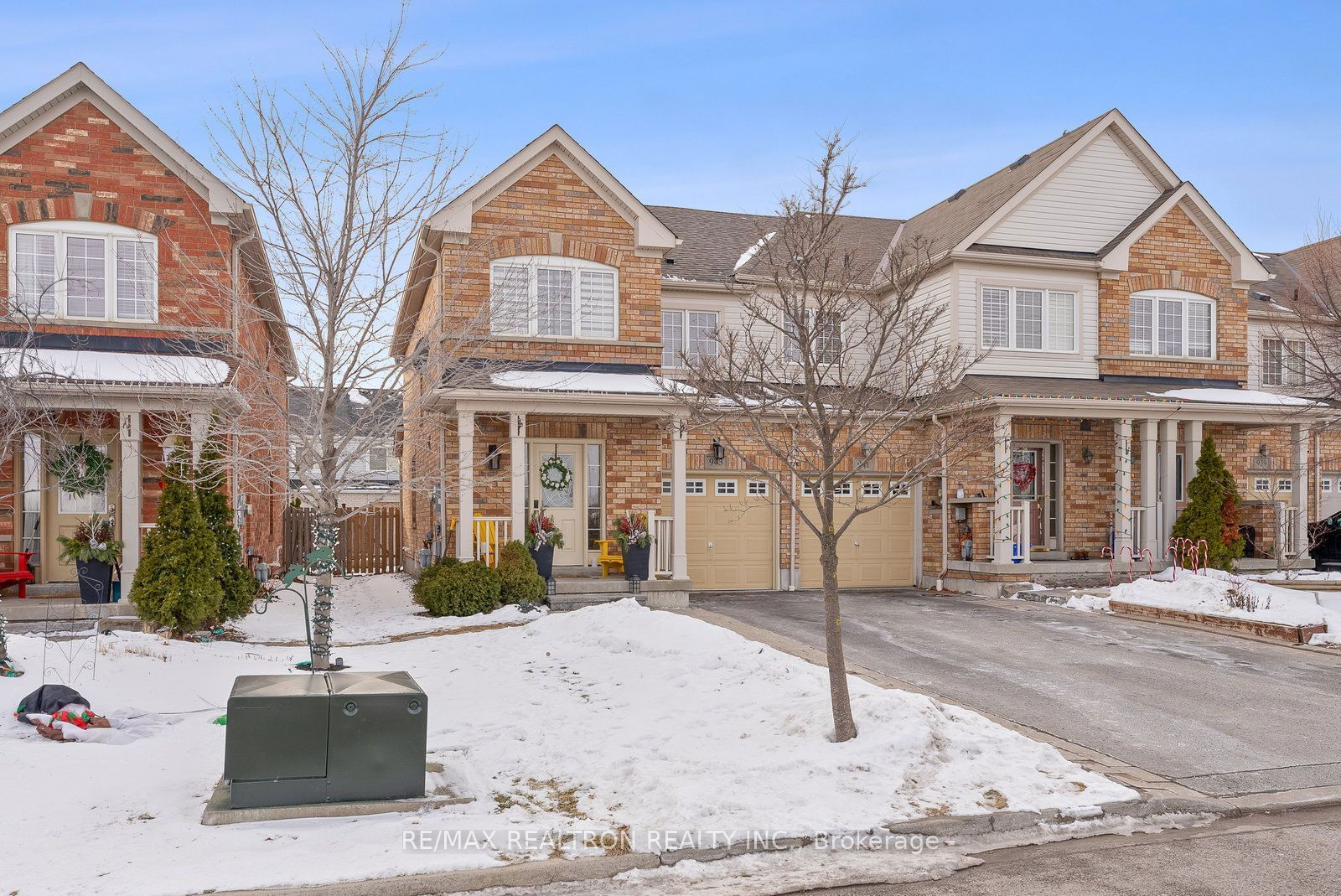 Townhouse for sale at 943 Fetchison Drive, Oshawa, Taunton, L1K 0L3 - MLS: E11943792