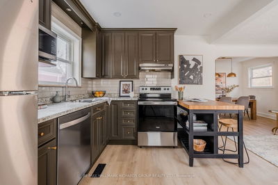 6 Evandale Rd, Toronto - Clairlea-Birchmount image-0-2