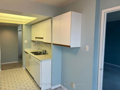 Unit 809 — 360 Watson St, Whitby - Port Whitby image-0-1