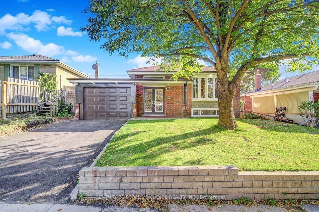 Detached House for lease at Upper-25 Kencliff Crescent, Toronto, Bendale, M1P 4E2 - MLS: E11944551