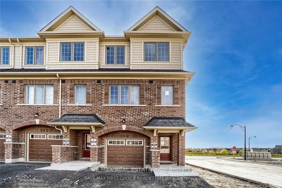 Townhouse for lease at 245 Royal Northern Path, Oshawa, Windfields, L1L 0R6 - MLS: E11944624