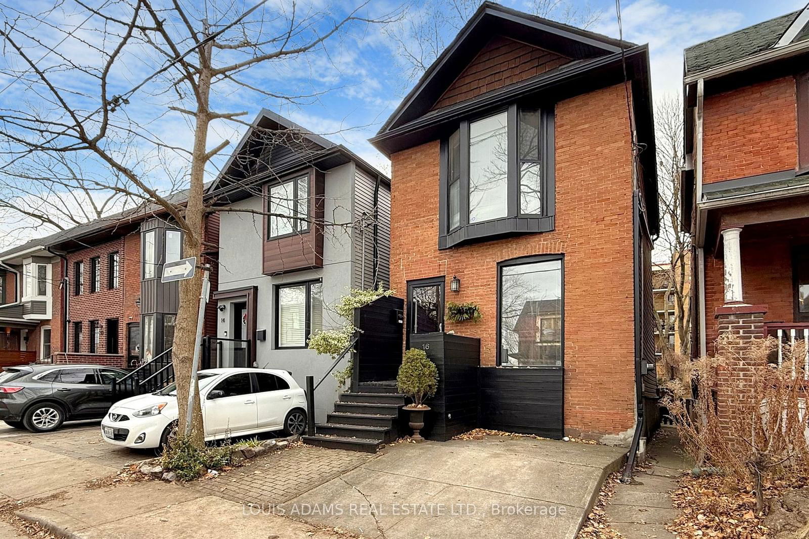 Detached House for sale at 16 Winnifred Avenue, Toronto, South Riverdale, M4M 2X3 - MLS: E11944761