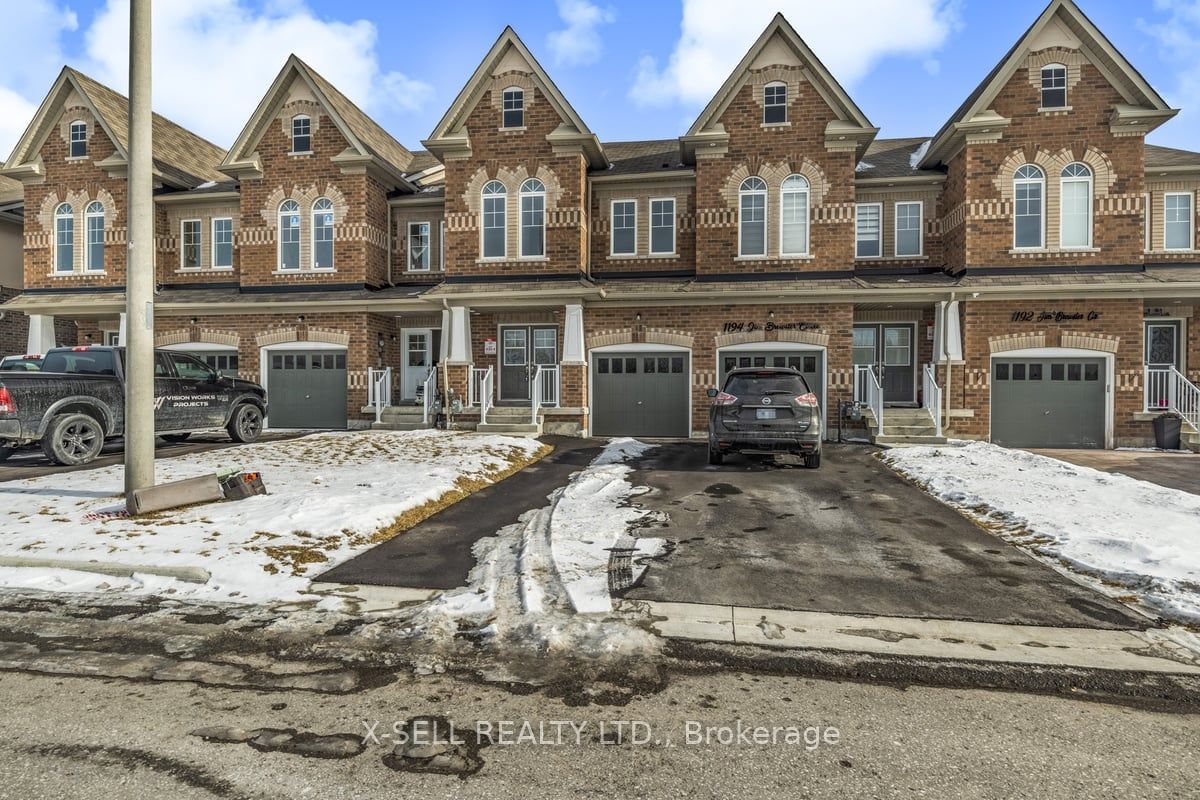 Townhouse sold at 1196 Jim Brewster Circle, Oshawa, Eastdale, L1K 1A5 - MLS: E11945250